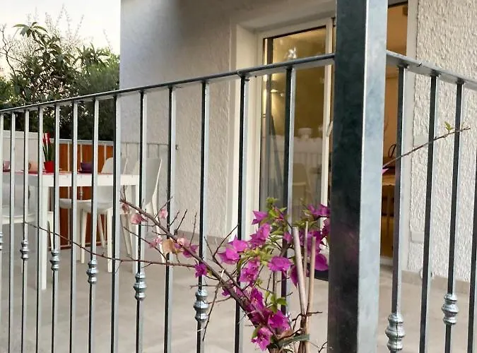 Casa Charme 奧爾比亞